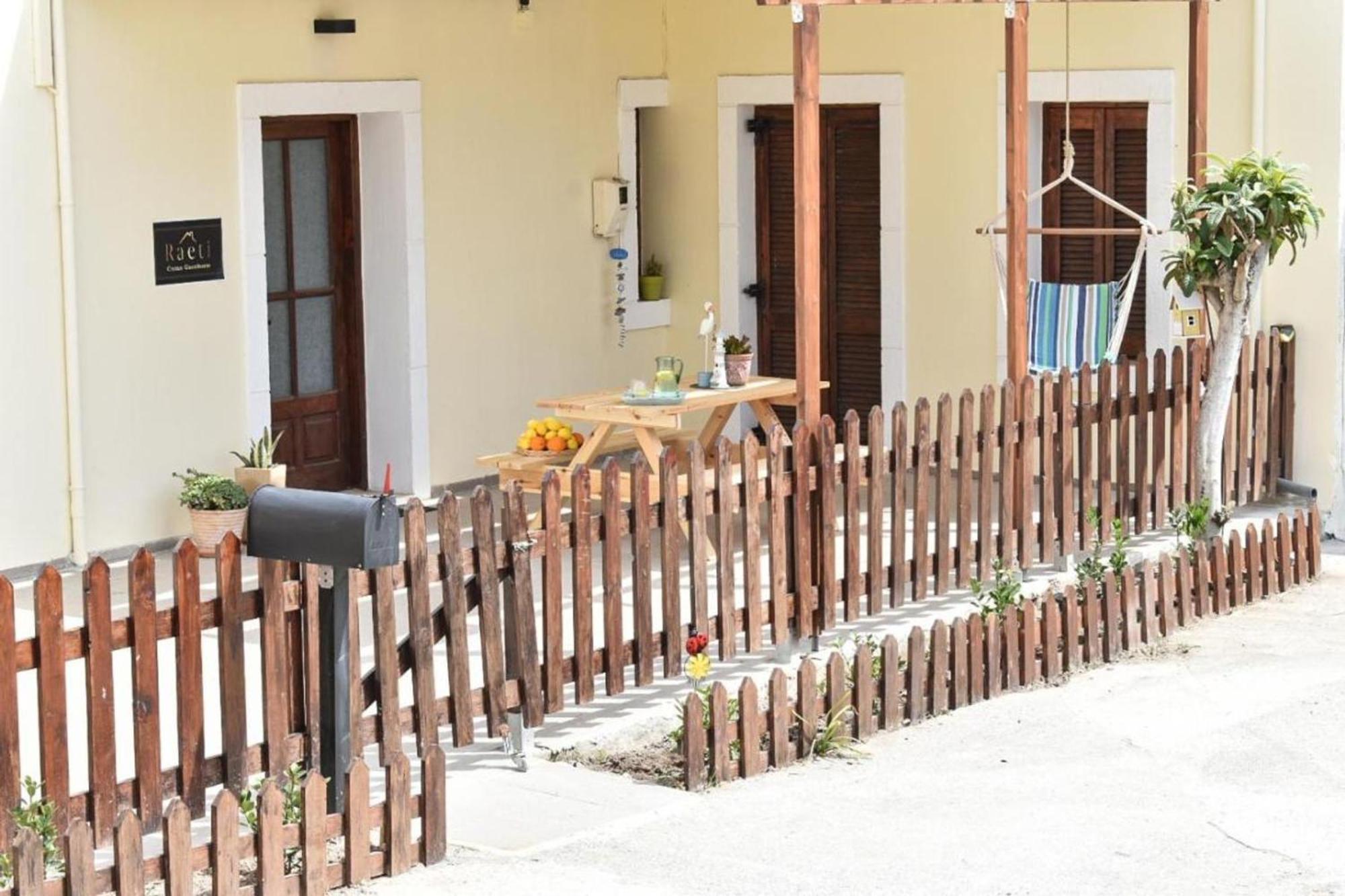 Raeti Cretan Guesthouse Moirai Exterior photo